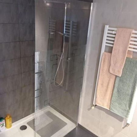 Appartement Cosy Avec Jardin Vaux-Sur-Seine 外观 照片