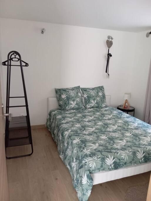 Appartement Cosy Avec Jardin Vaux-Sur-Seine 外观 照片